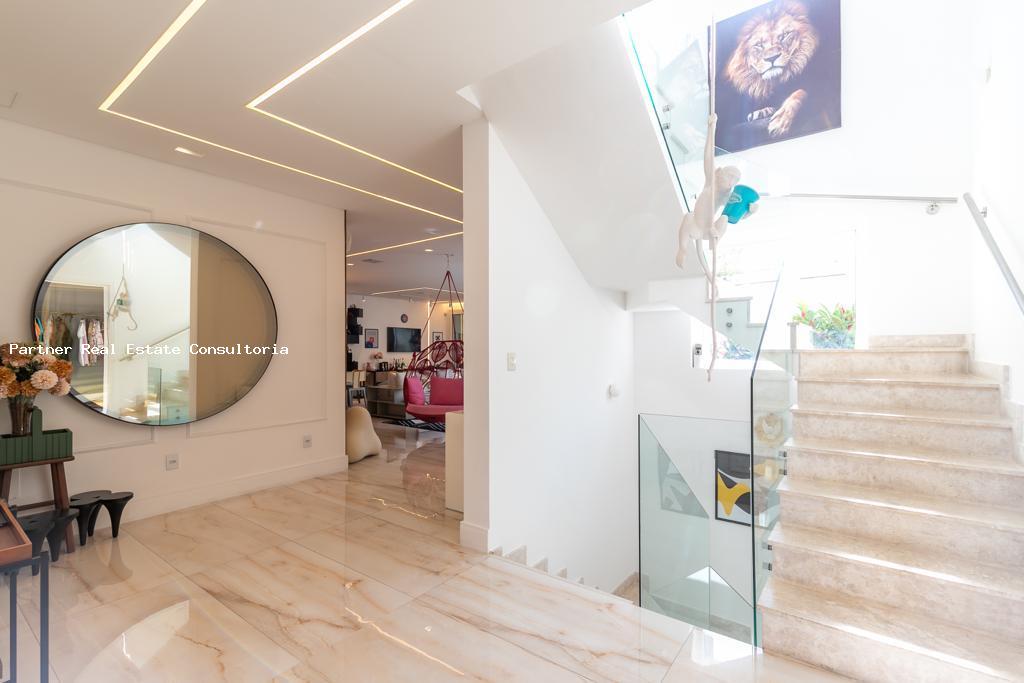 Casa à venda com 5 quartos, 550m² - Foto 14