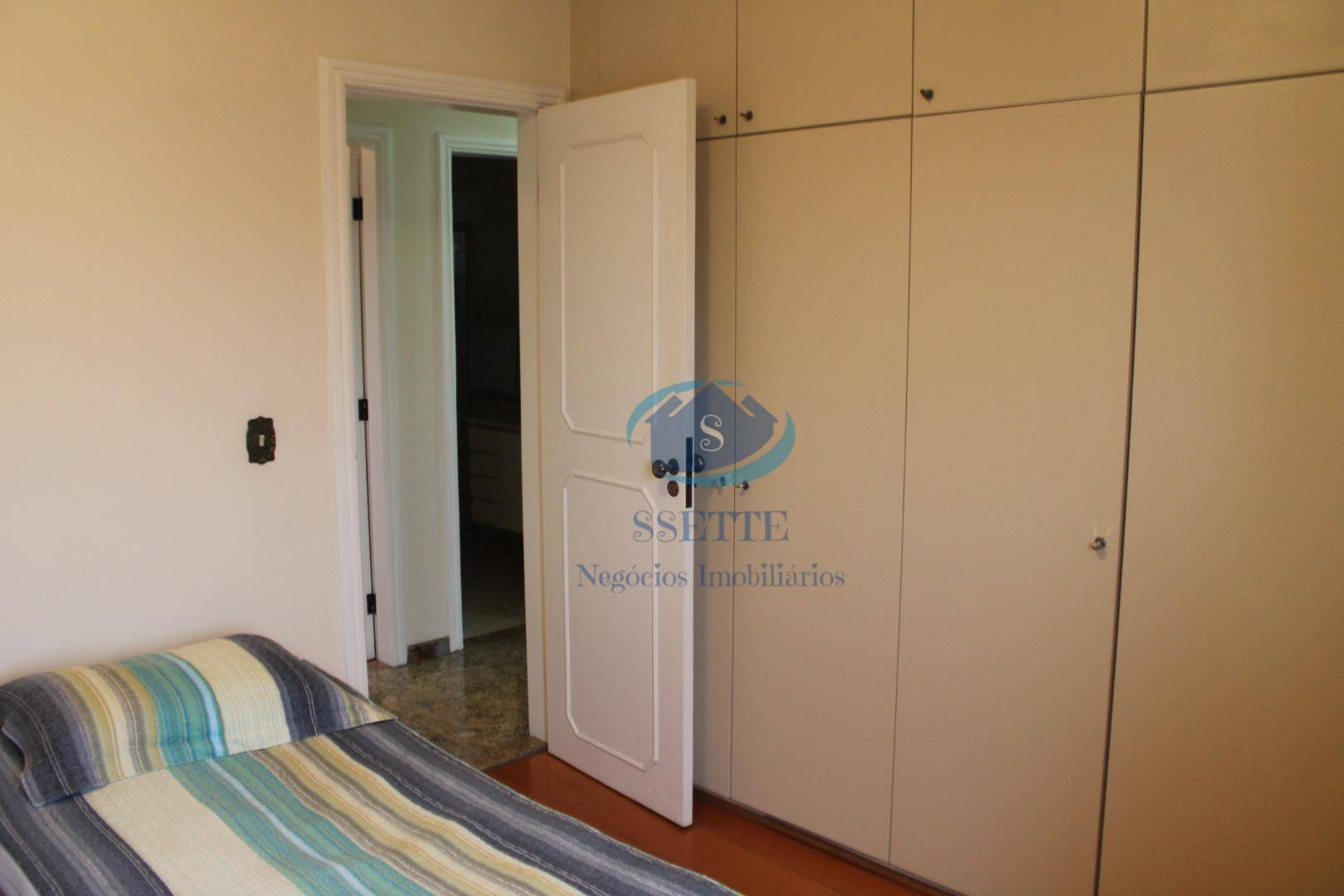 Apartamento à venda com 3 quartos, 98m² - Foto 30