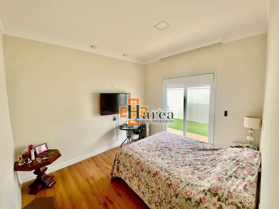 Casa de Condomínio à venda com 3 quartos, 338m² - Foto 9
