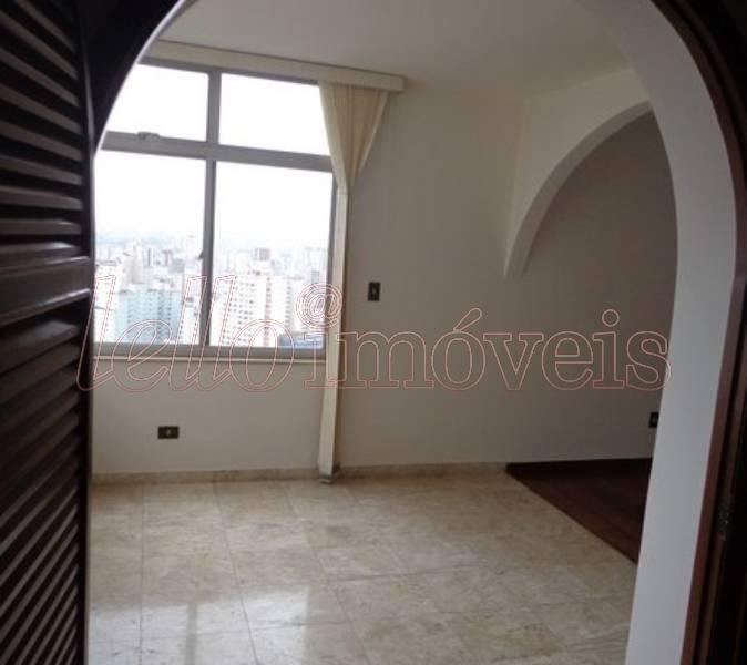 Apartamento à venda com 3 quartos, 220m² - Foto 6