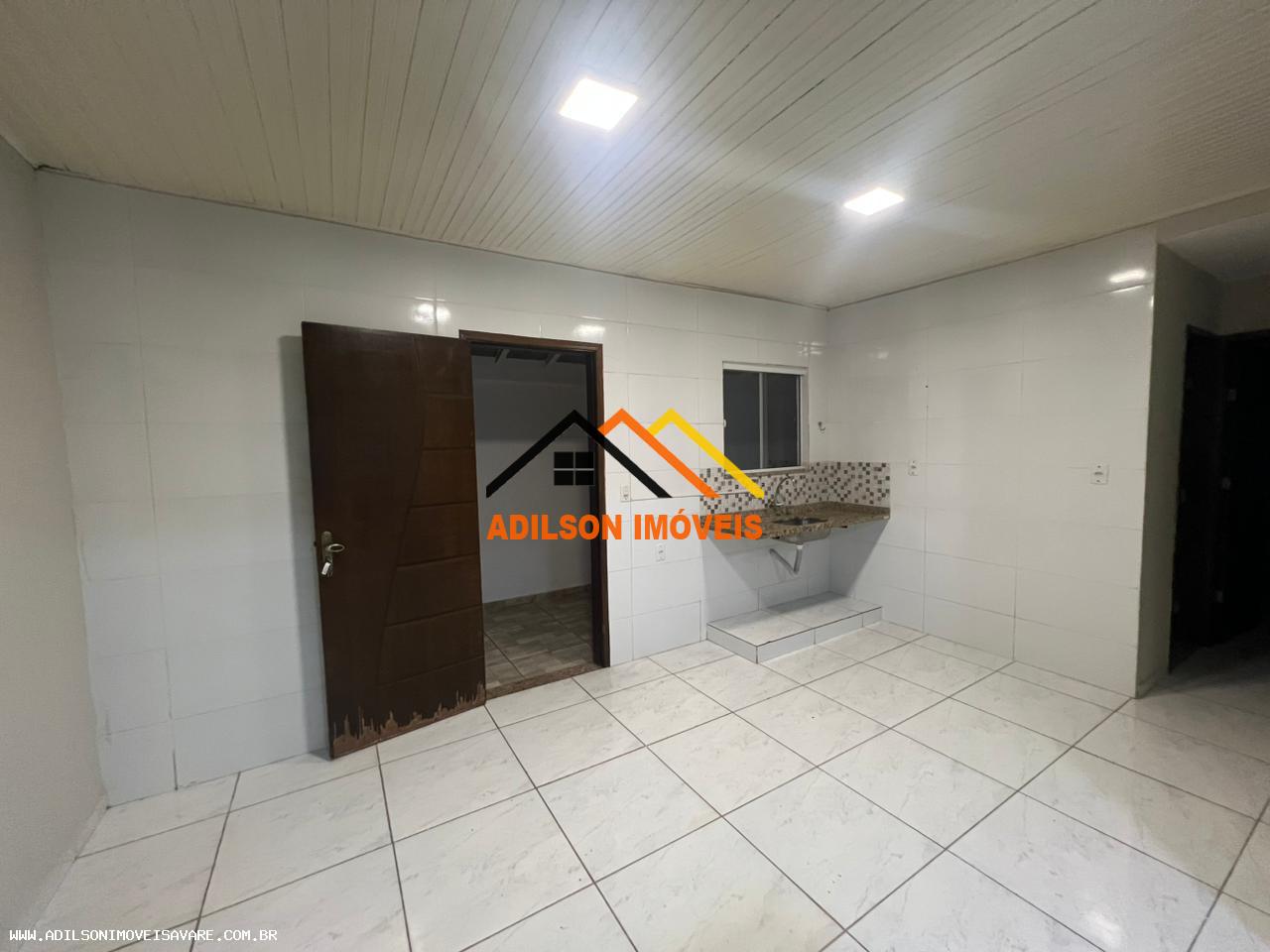 Casa para alugar com 2 quartos, 190m² - Foto 5