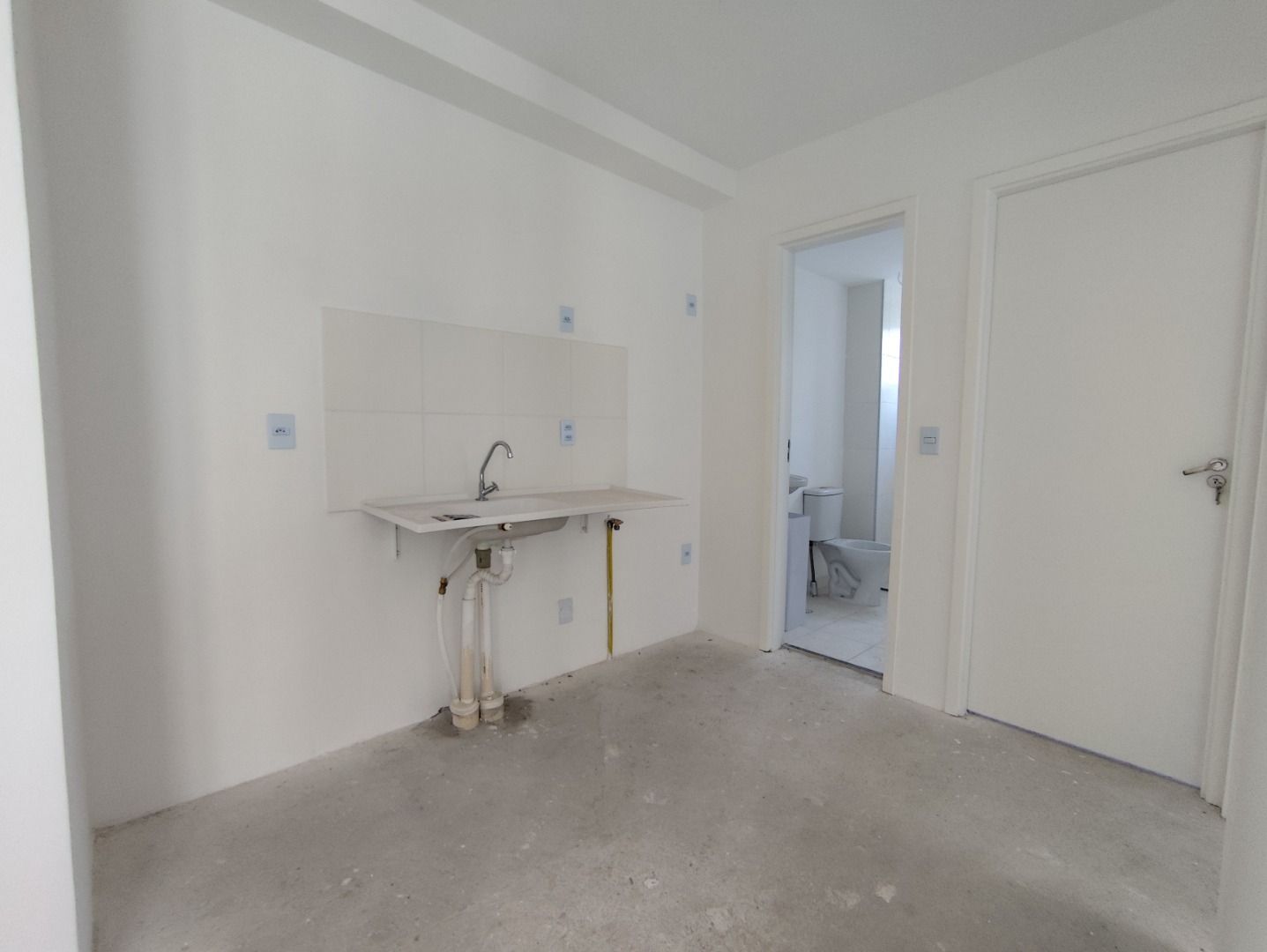 Apartamento à venda com 2 quartos, 33m² - Foto 4