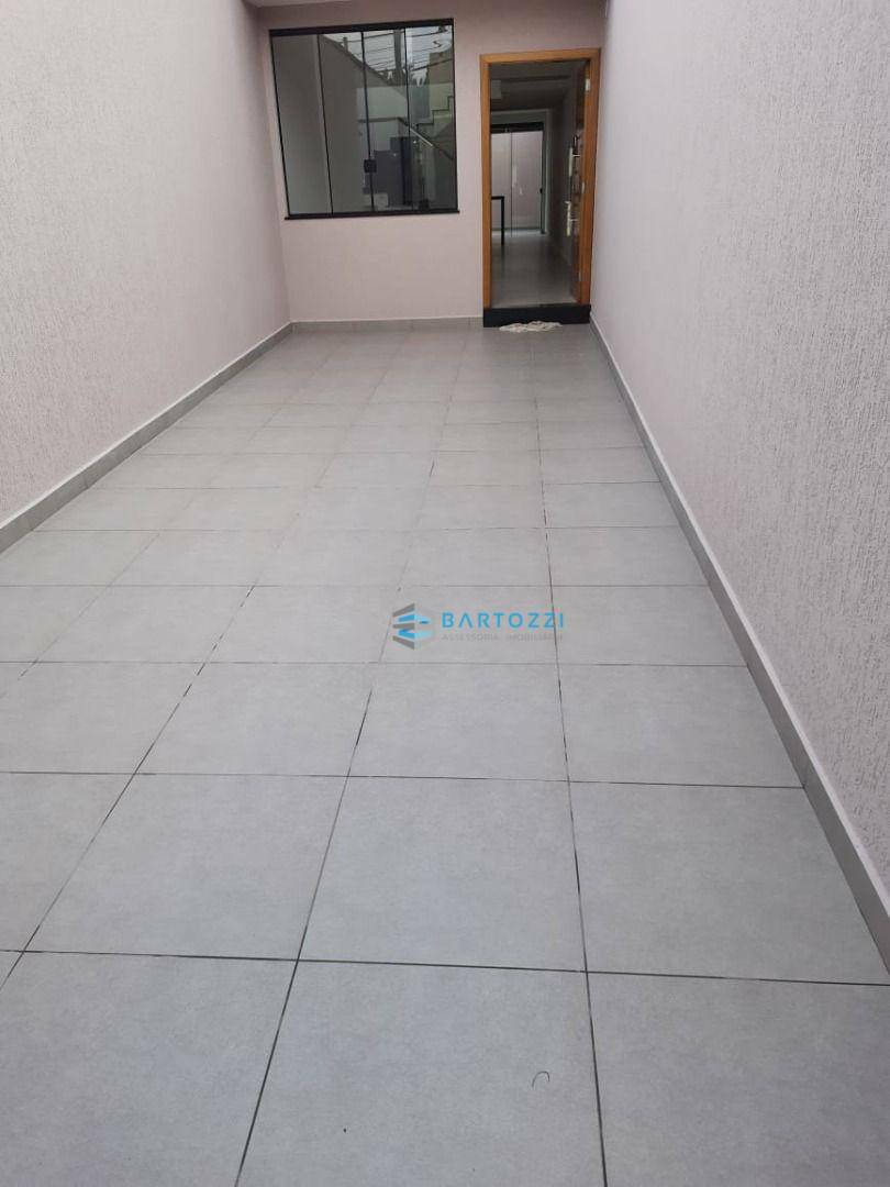 Sobrado à venda com 3 quartos, 110m² - Foto 3