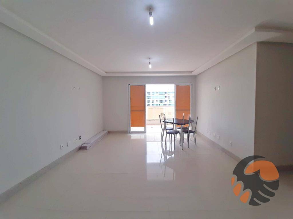 Apartamento à venda com 4 quartos, 180m² - Foto 5