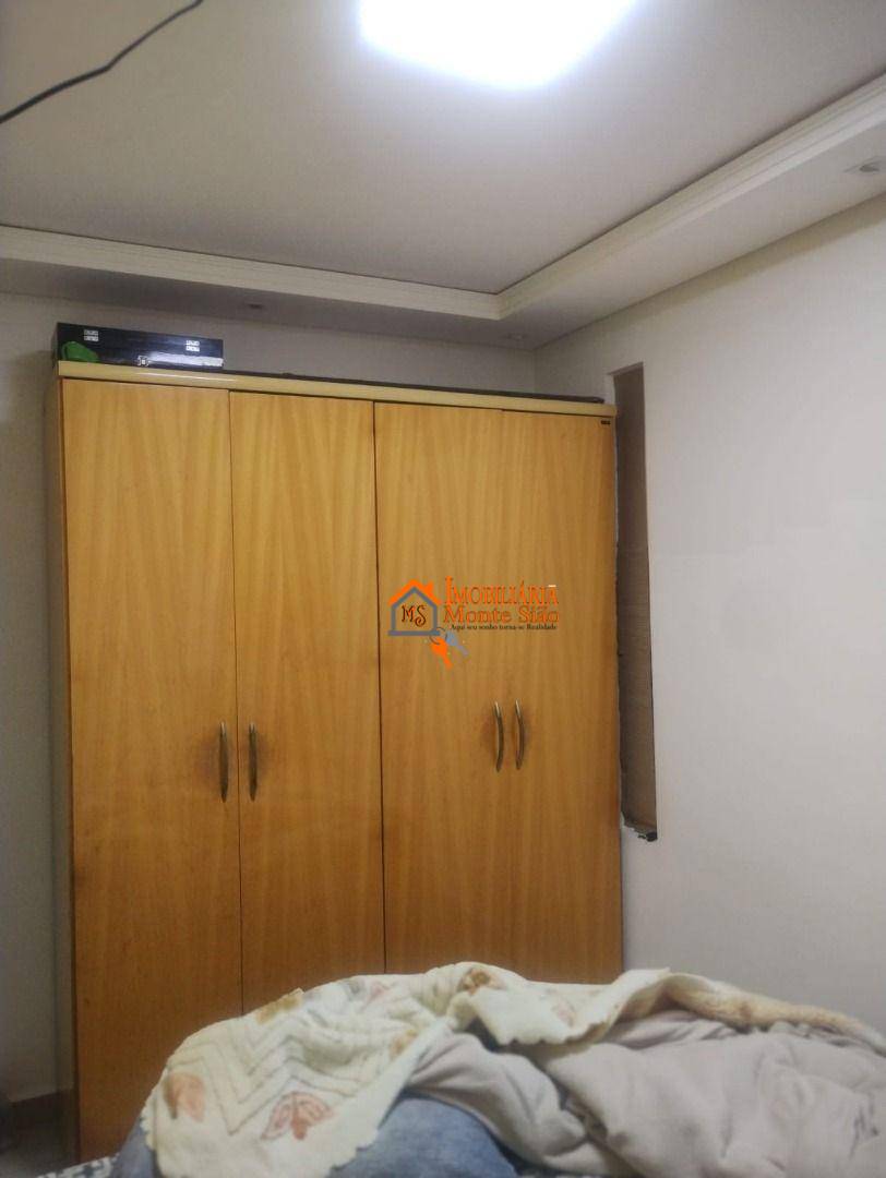 Sobrado à venda com 4 quartos, 200m² - Foto 13