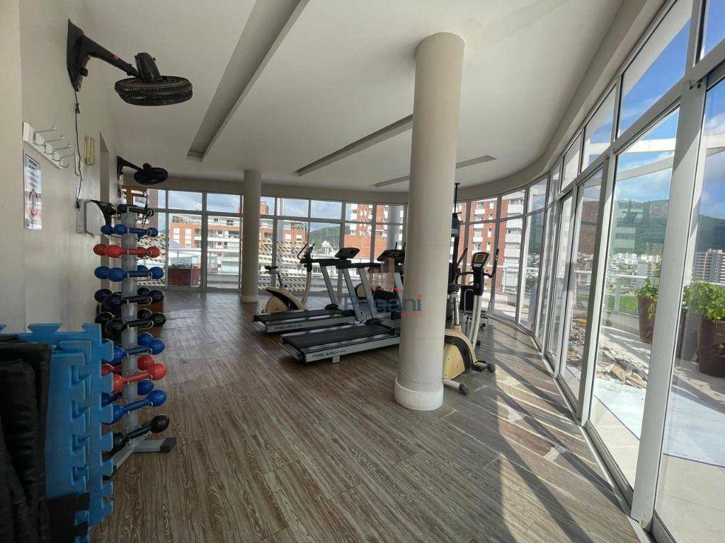 Apartamento à venda com 2 quartos, 89m² - Foto 11