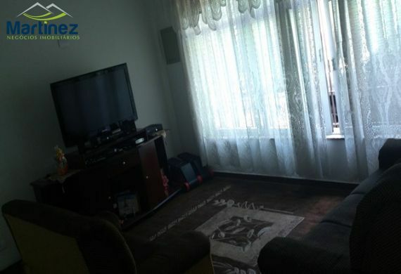 Casa à venda com 3 quartos, 320m² - Foto 3