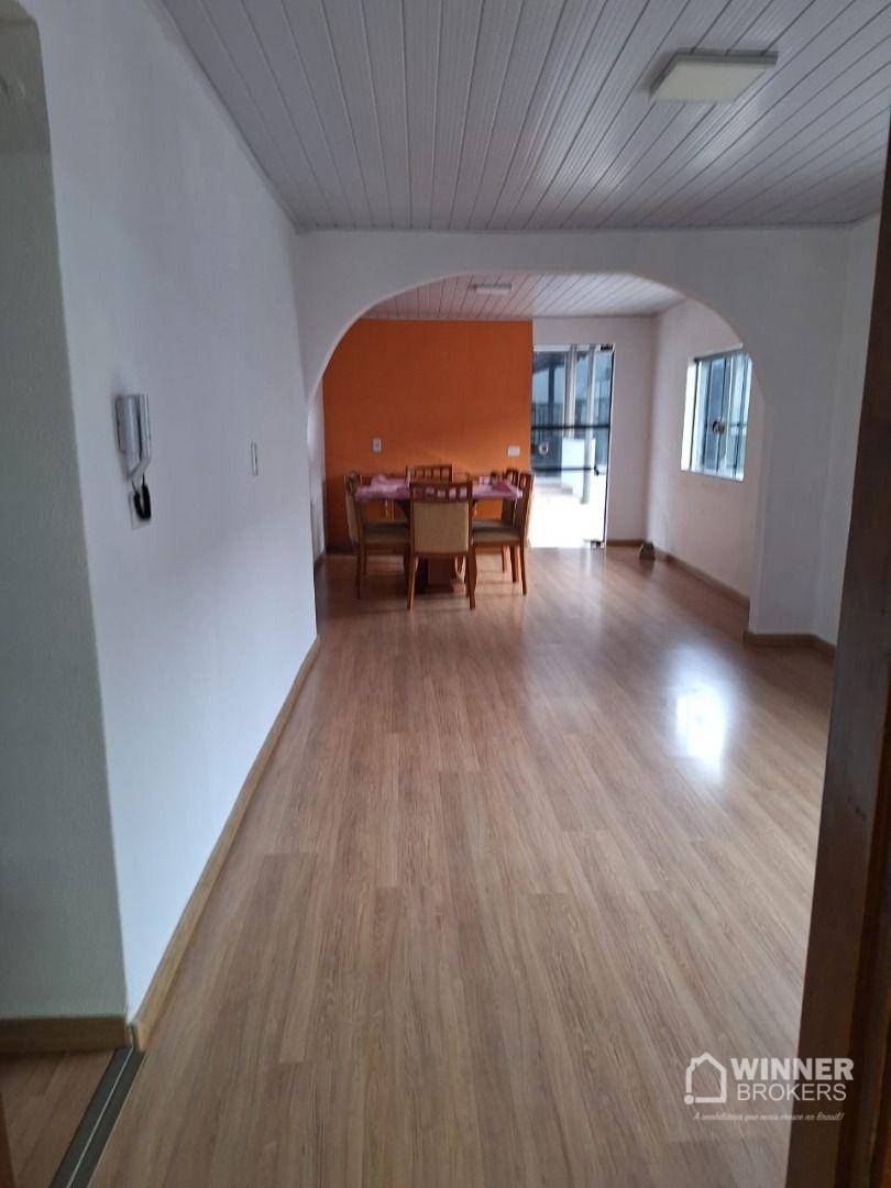 Casa à venda com 5 quartos, 273m² - Foto 7