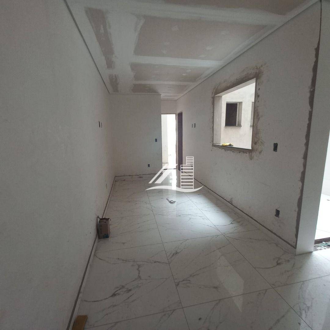 Apartamento à venda com 2 quartos, 50m² - Foto 2