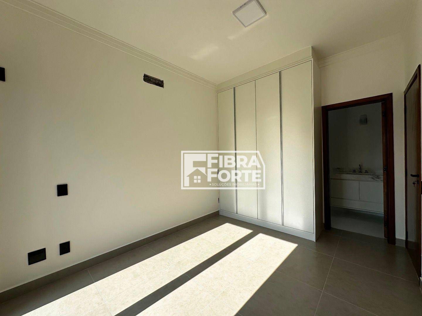 Casa de Condomínio à venda com 3 quartos, 225m² - Foto 14