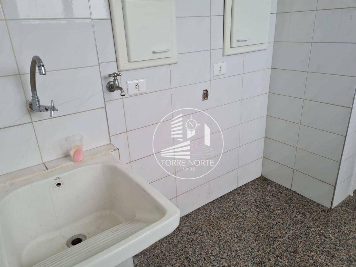 Apartamento à venda com 4 quartos, 220m² - Foto 19