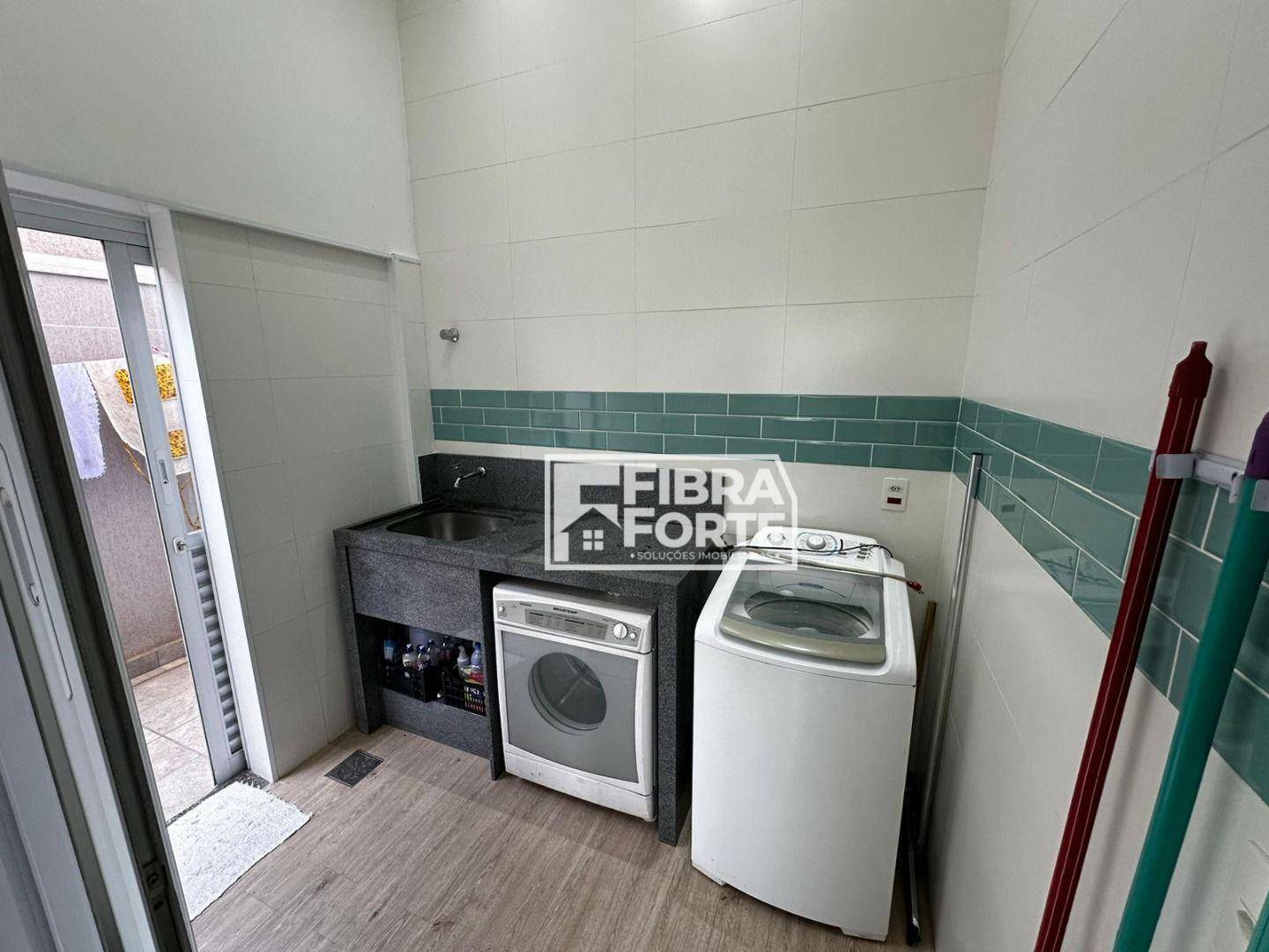 Casa de Condomínio à venda com 3 quartos, 260m² - Foto 25