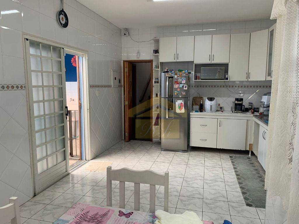 Sobrado à venda com 4 quartos, 237m² - Foto 10