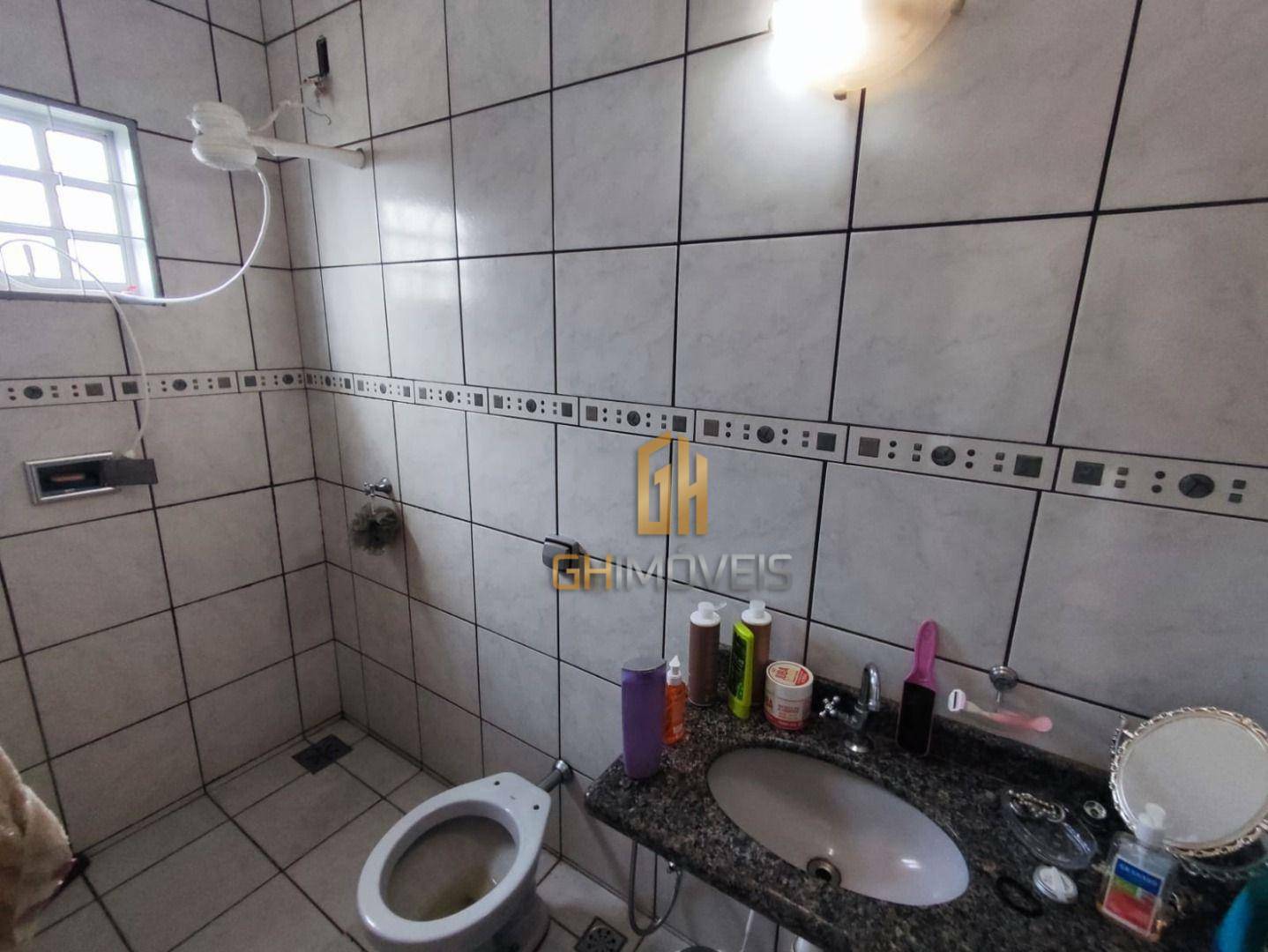 Casa à venda com 3 quartos, 220m² - Foto 7