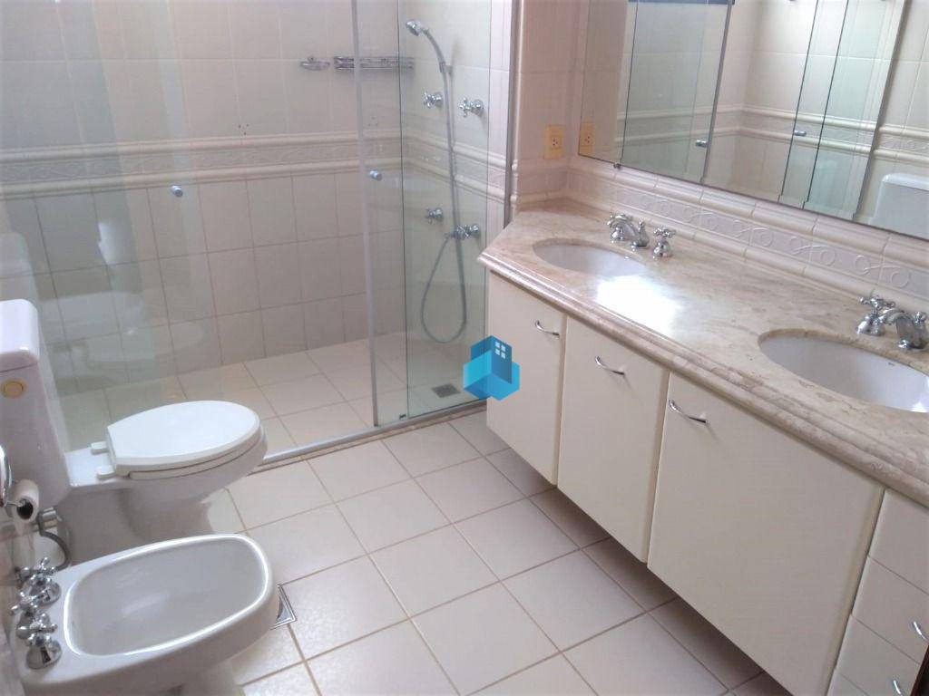 Apartamento à venda com 4 quartos, 245m² - Foto 30