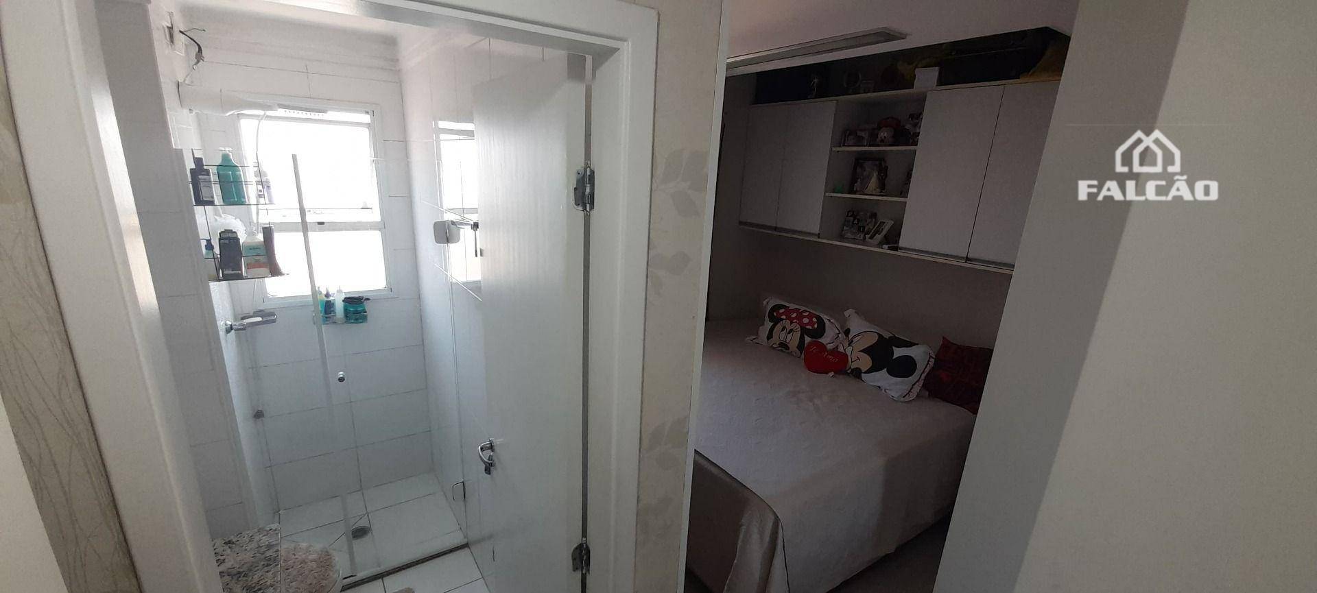 Apartamento à venda com 3 quartos, 97m² - Foto 4