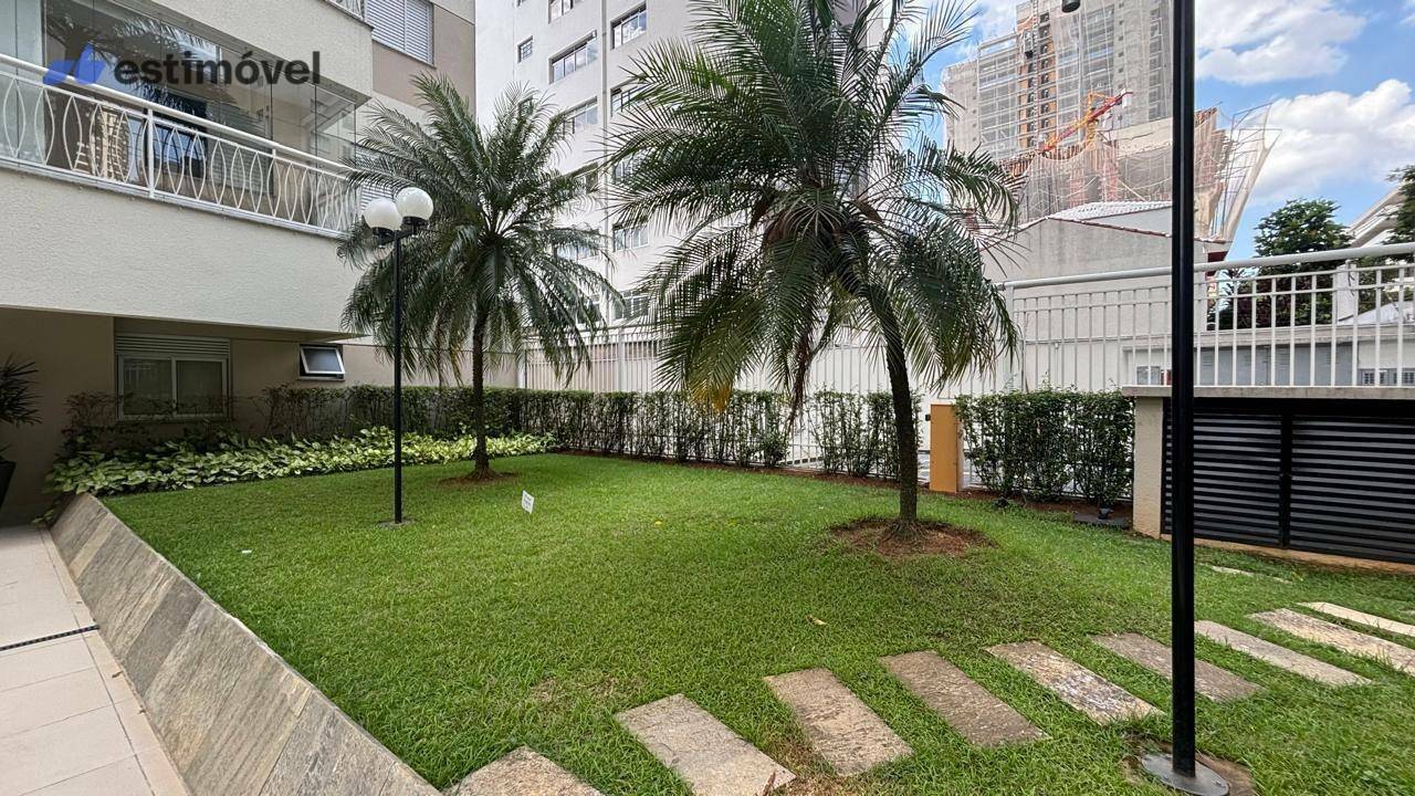 Apartamento para alugar com 3 quartos, 135m² - Foto 32