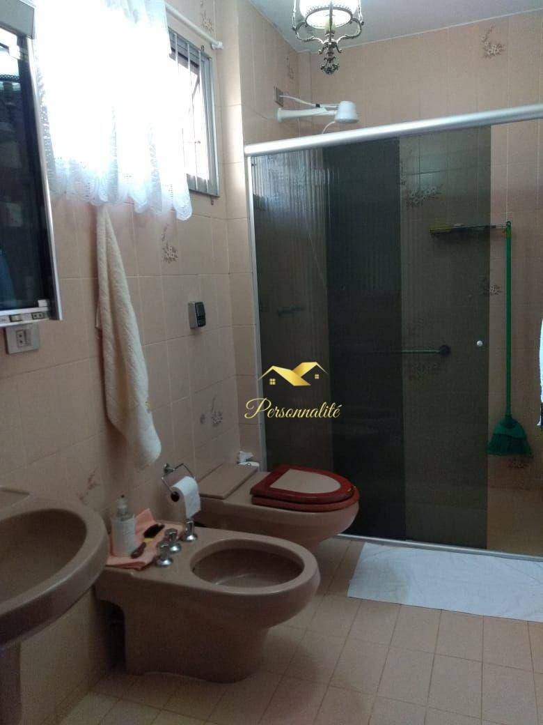 Apartamento à venda com 3 quartos, 170m² - Foto 6