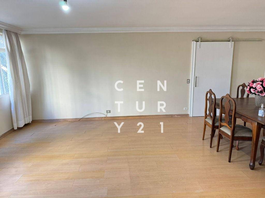 Apartamento à venda com 3 quartos, 160m² - Foto 1