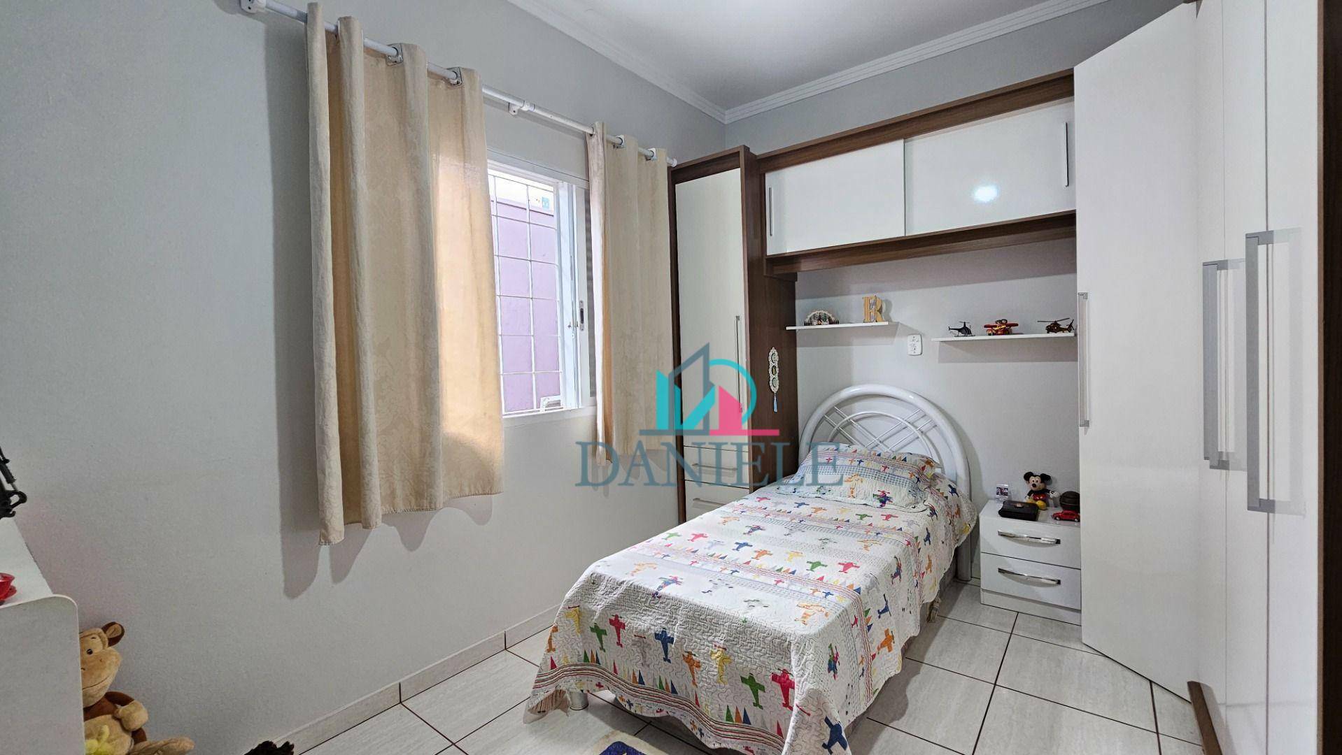 Casa à venda com 3 quartos, 186m² - Foto 19