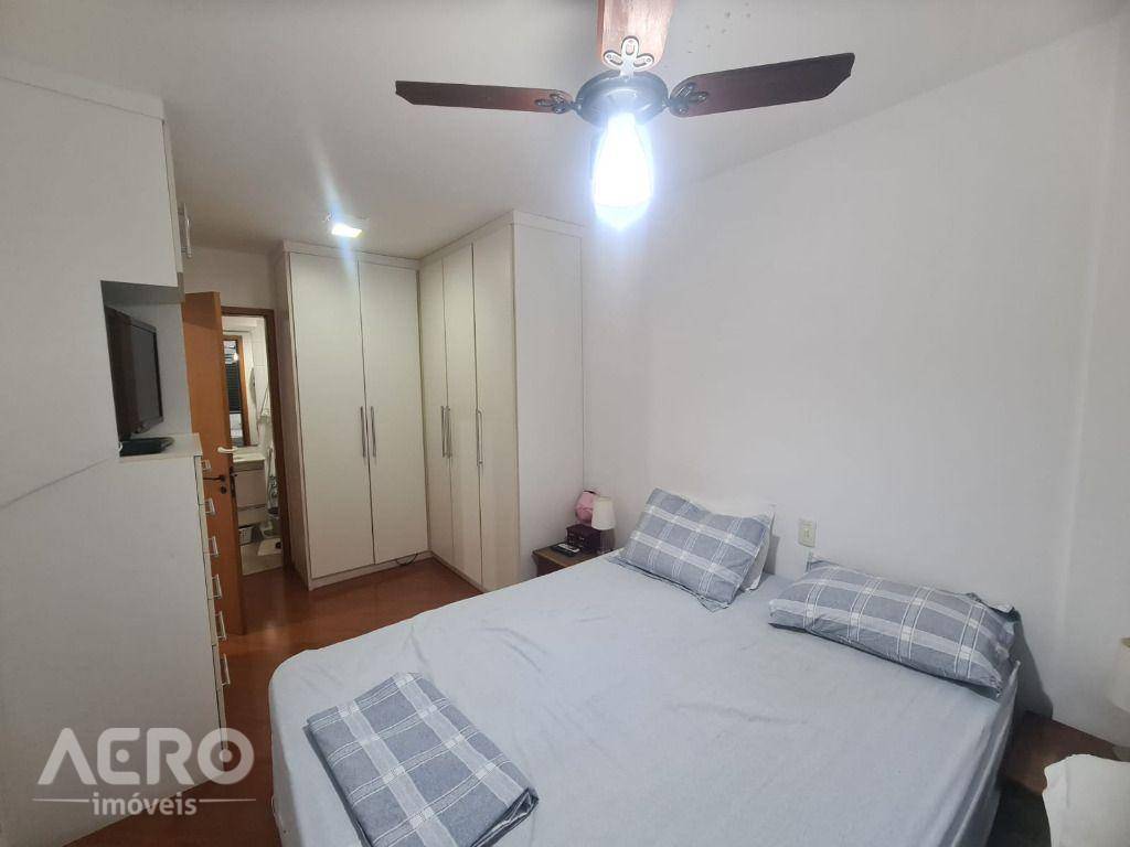 Apartamento à venda com 3 quartos, 130m² - Foto 21