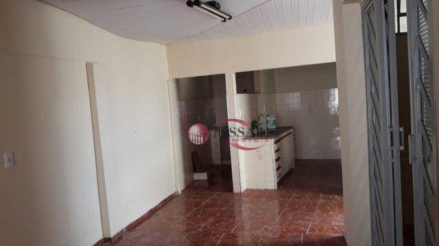 Casa à venda com 3 quartos, 220m² - Foto 15