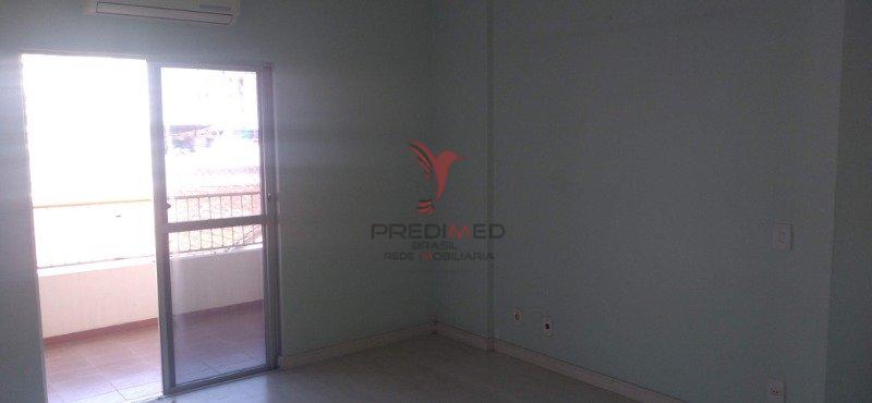 Apartamento à venda com 2 quartos, 69m² - Foto 2