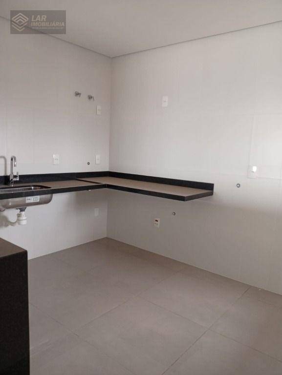 Apartamento, 3 quartos, 132 m² - Foto 4