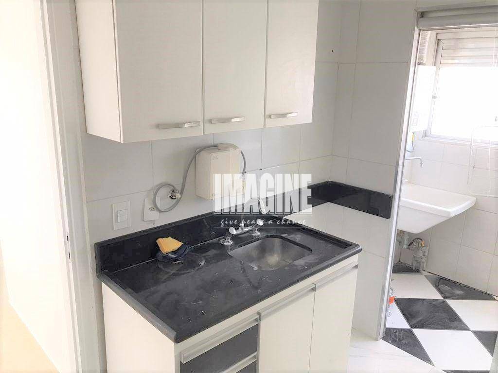 Apartamento à venda com 3 quartos, 63m² - Foto 7