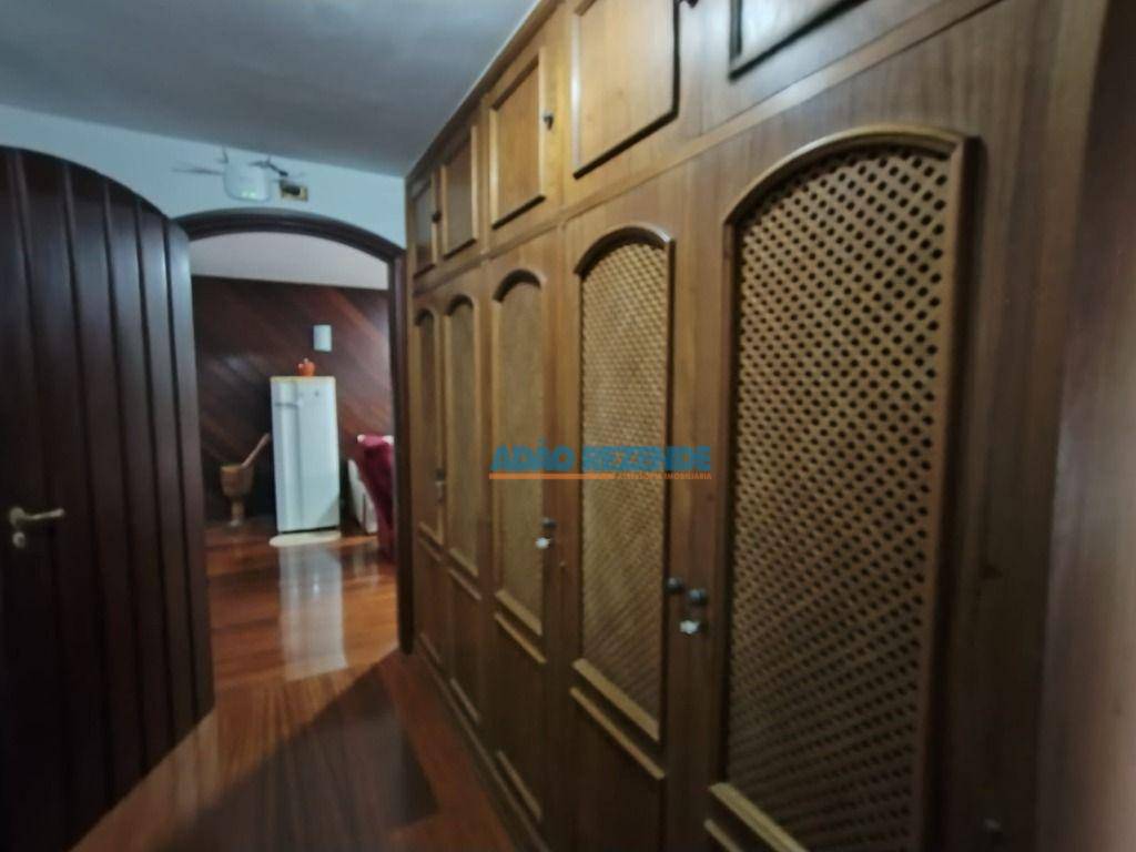 Casa, 3 quartos, 280 m² - Foto 24