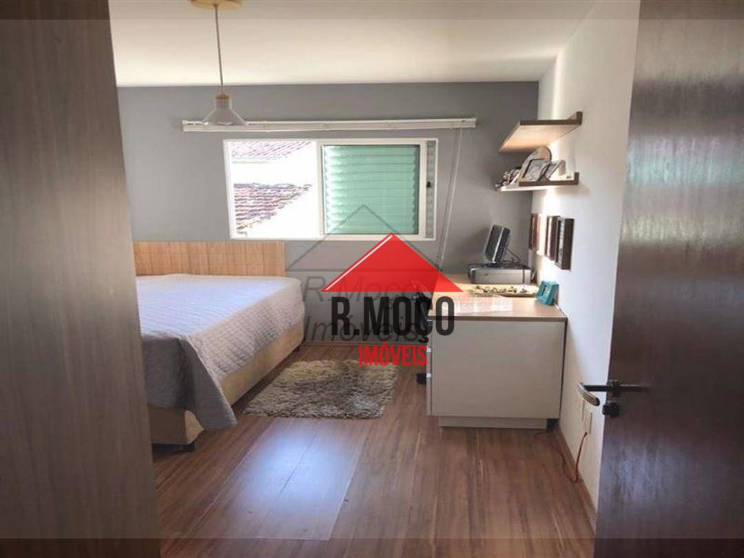 Sobrado à venda com 4 quartos, 180m² - Foto 17