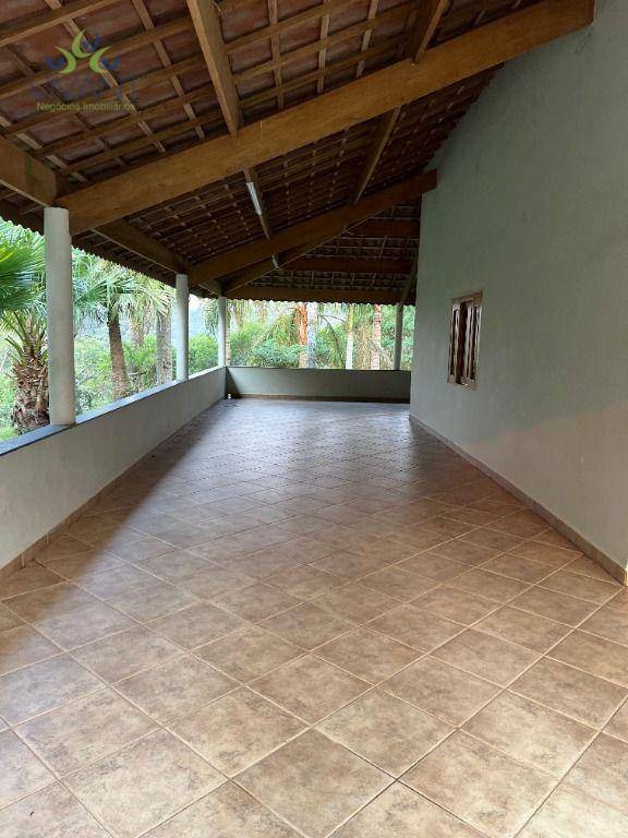 Casa de Condomínio à venda e aluguel com 4 quartos, 530m² - Foto 8