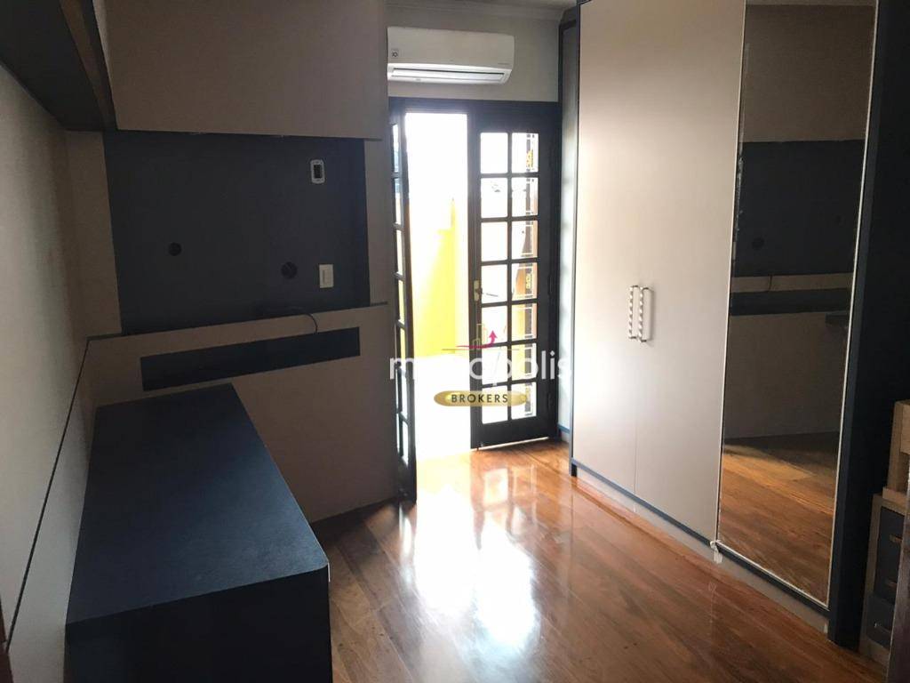 Sobrado à venda com 3 quartos, 296m² - Foto 22