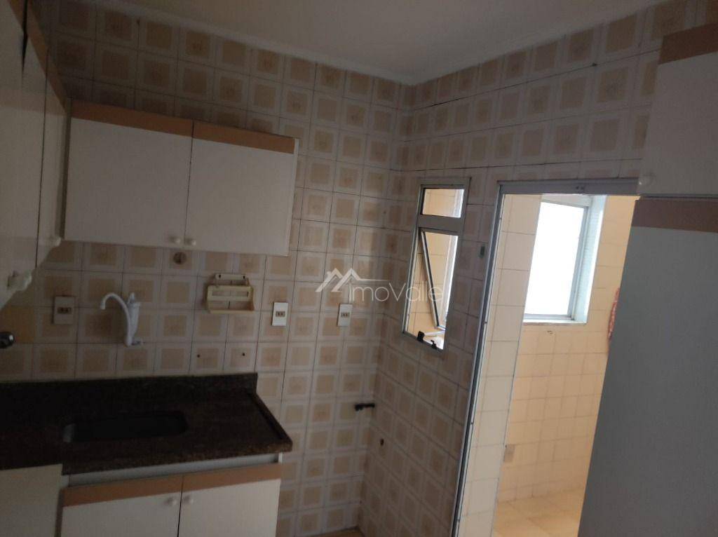 Apartamento à venda com 3 quartos, 60m² - Foto 3