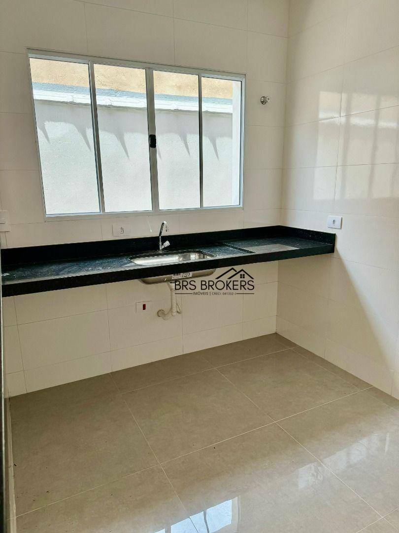 Casa à venda com 3 quartos, 70m² - Foto 5