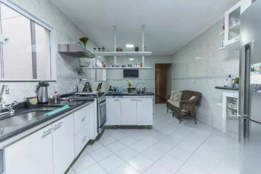 Sobrado à venda com 3 quartos, 188m² - Foto 4