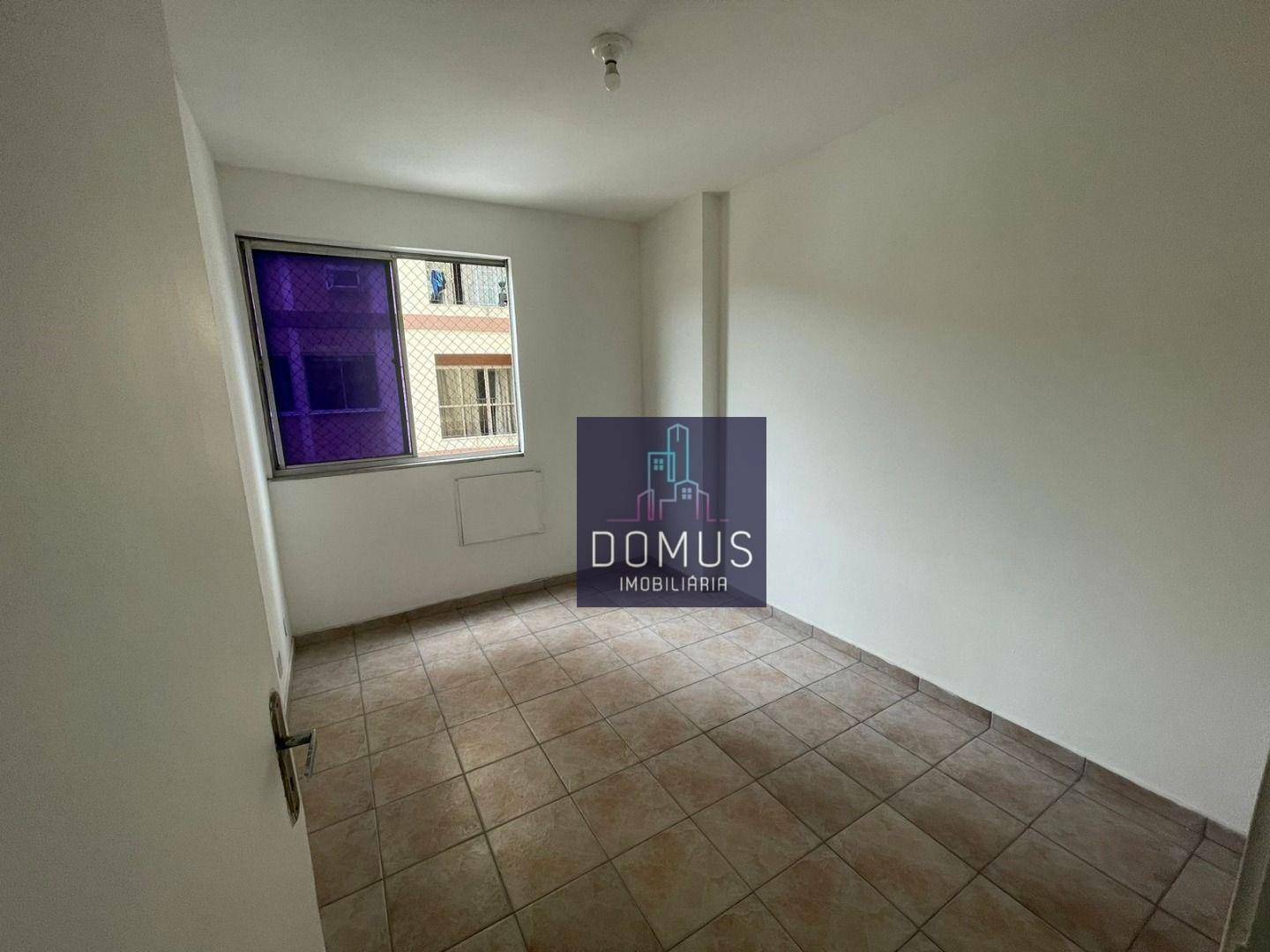 Apartamento à venda com 2 quartos, 60m² - Foto 5