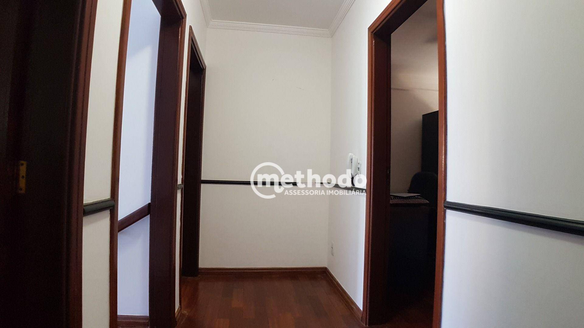 Casa à venda com 4 quartos, 289m² - Foto 32