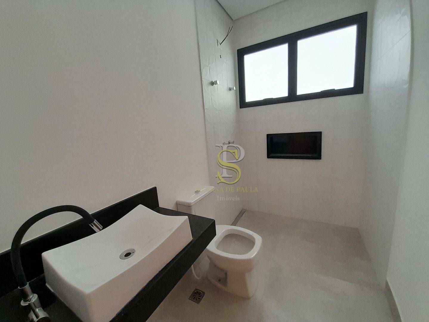 Casa à venda com 3 quartos, 235m² - Foto 20