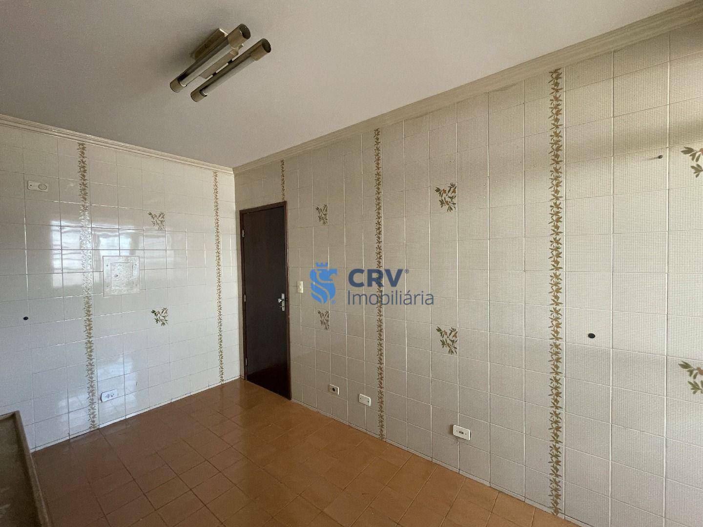 Apartamento para alugar com 2 quartos, 70m² - Foto 9