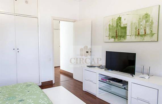 Apartamento à venda com 3 quartos, 270m² - Foto 12