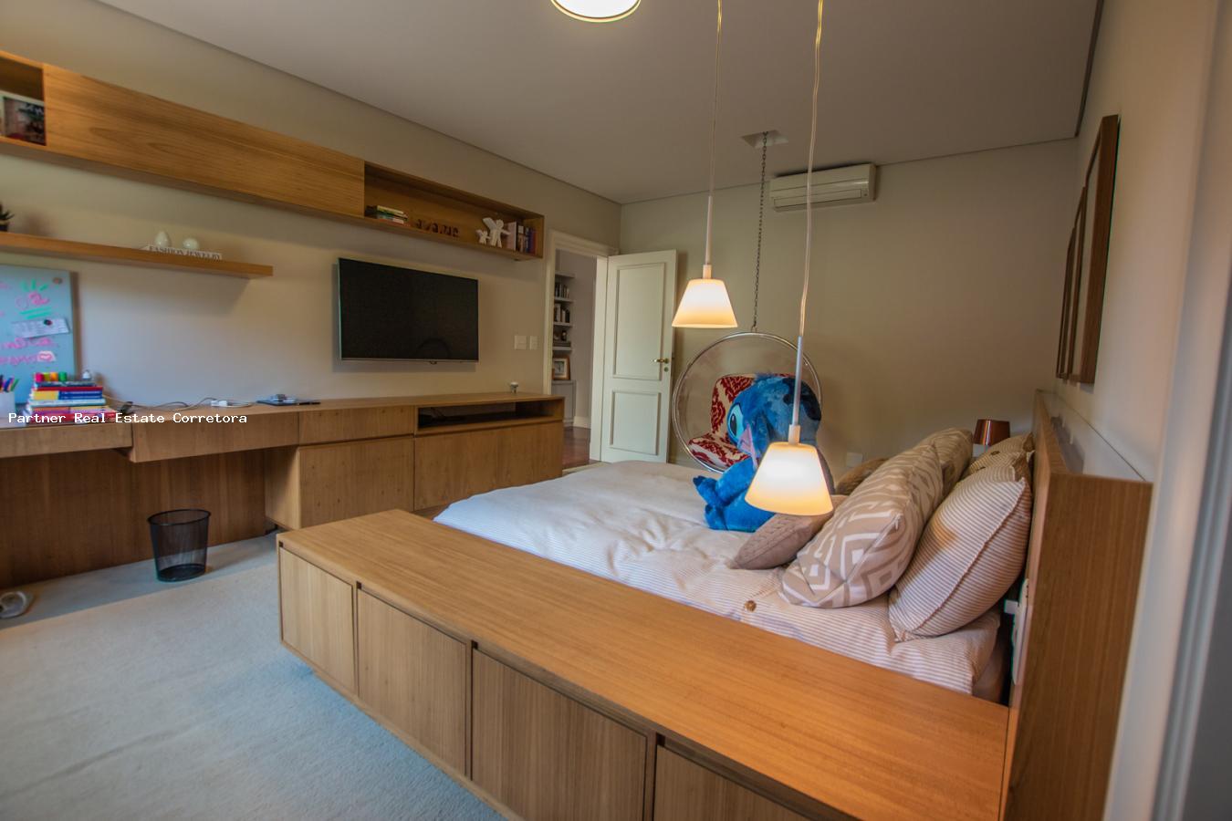 Casa à venda com 3 quartos, 1500m² - Foto 47