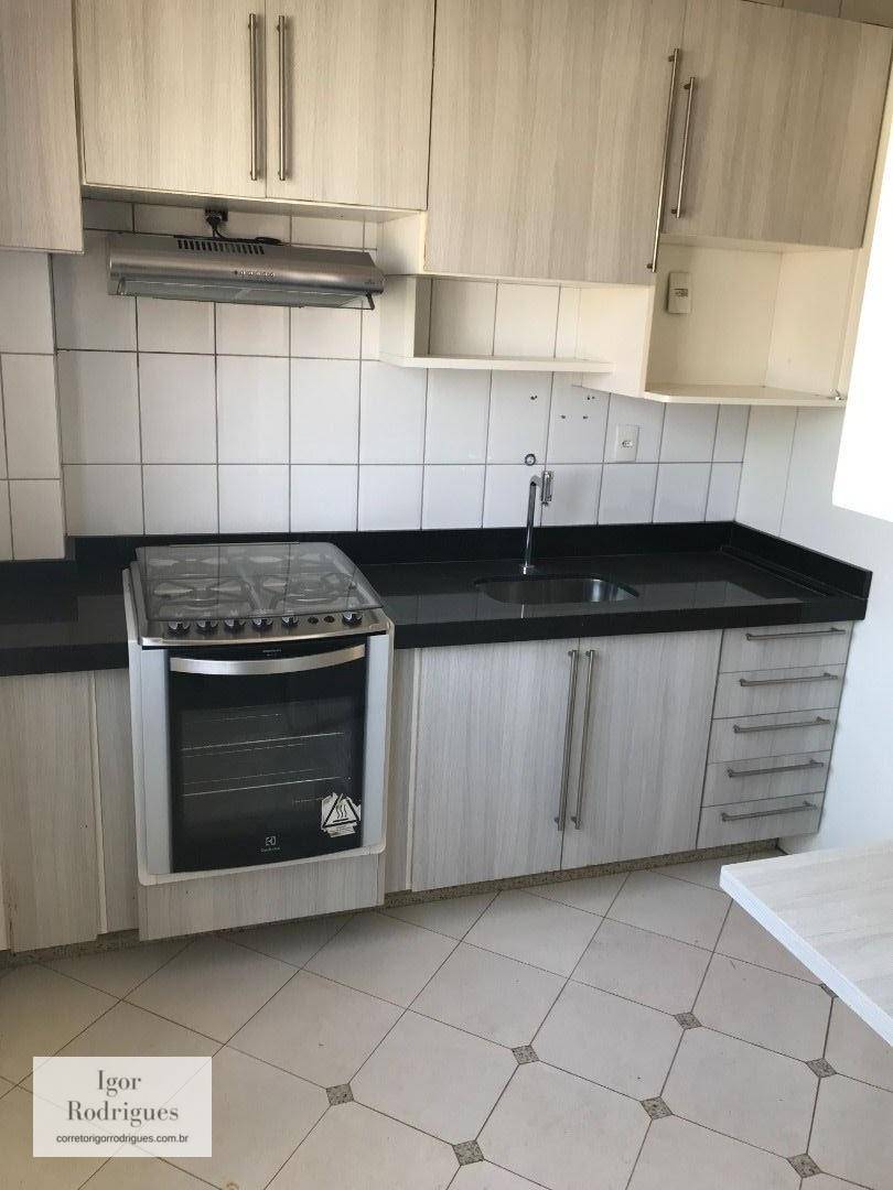 Apartamento à venda com 3 quartos, 136m² - Foto 7