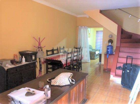 Sobrado à venda com 3 quartos, 120m² - Foto 1