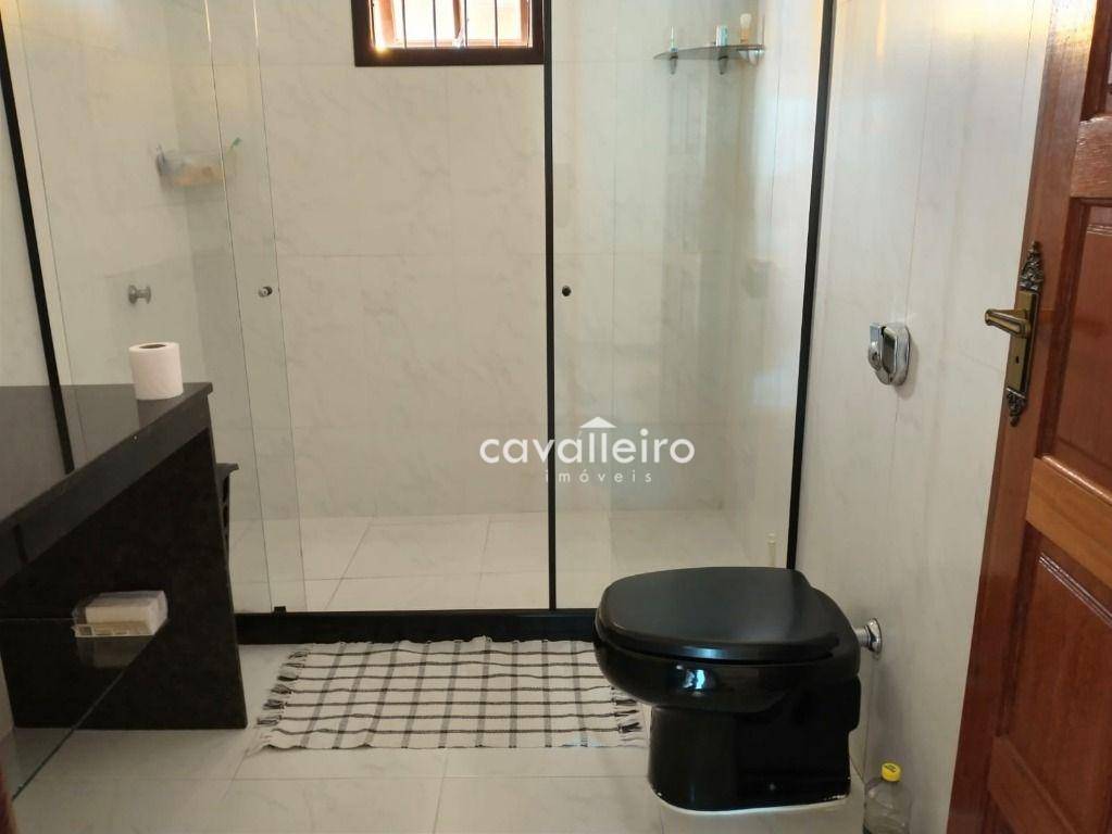 Casa à venda com 4 quartos, 338m² - Foto 11