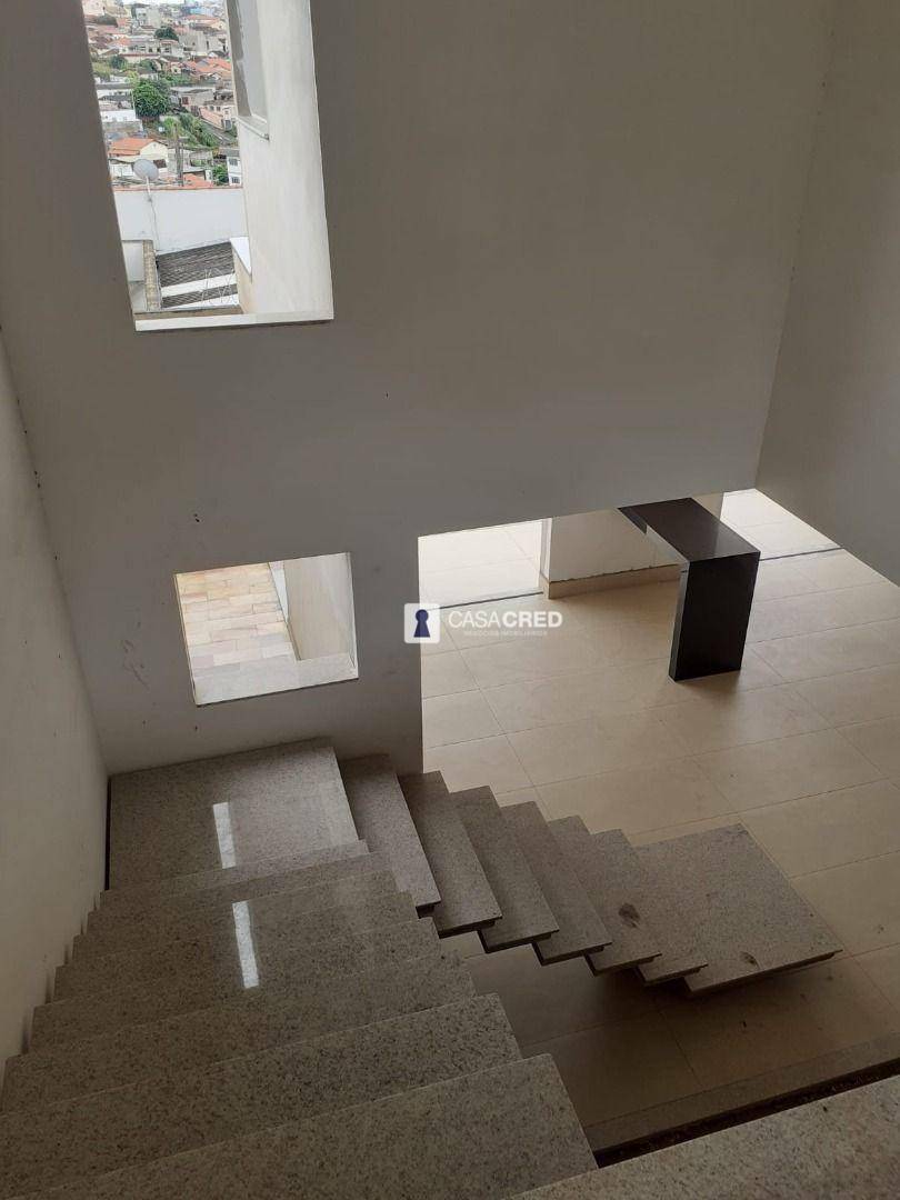 Casa à venda com 3 quartos, 175m² - Foto 5