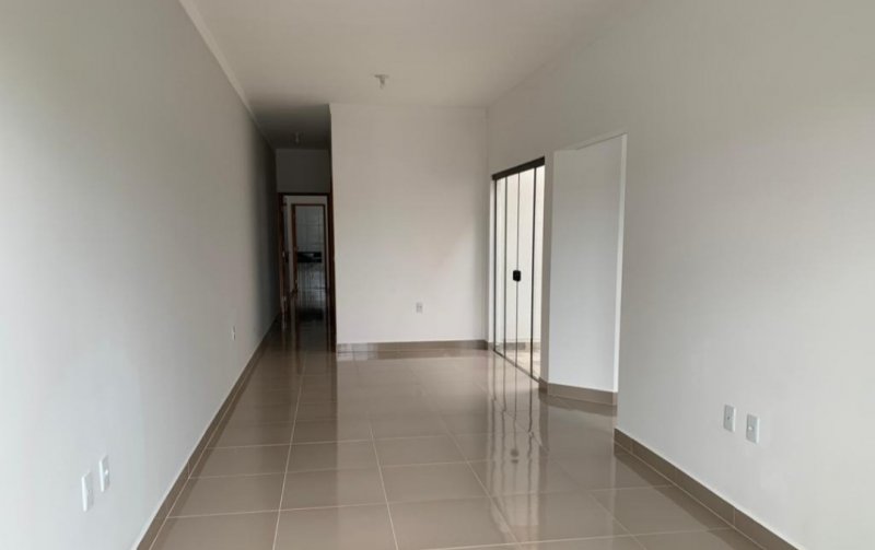 Casa à venda com 2 quartos, 80m² - Foto 9