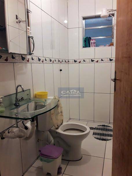 Sobrado à venda com 6 quartos, 220m² - Foto 16