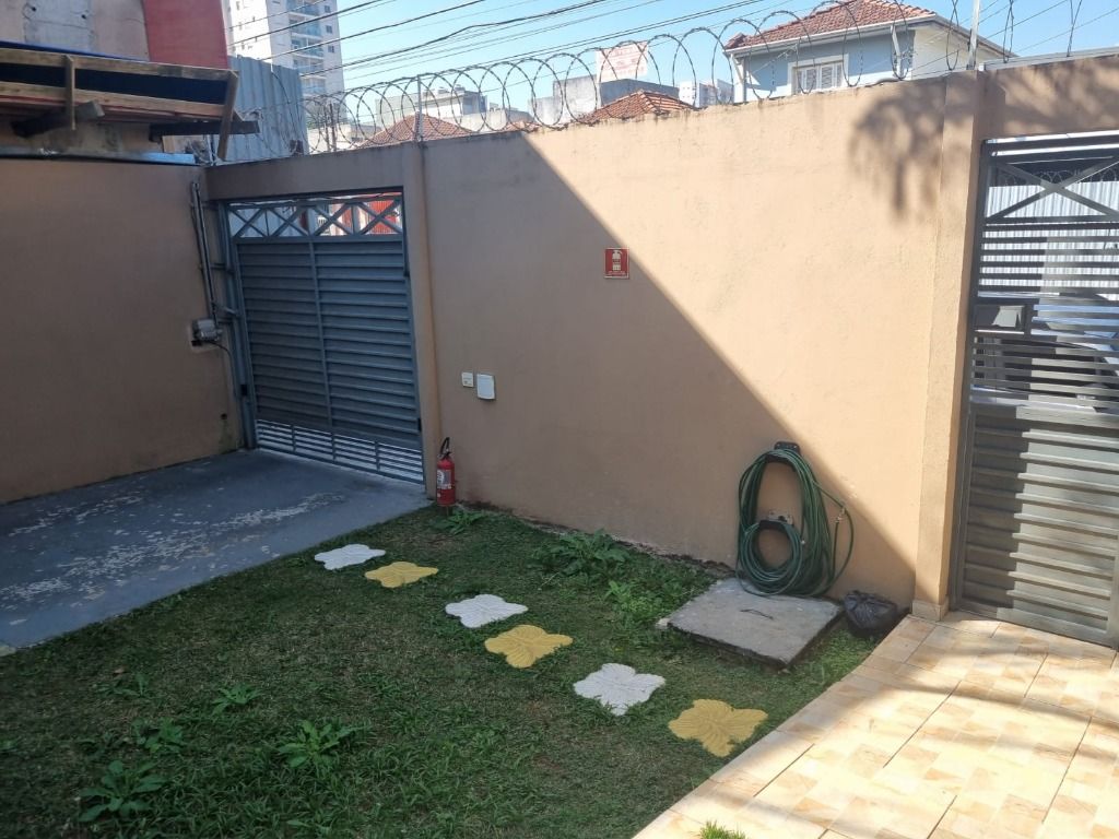 Sobrado à venda e aluguel com 3 quartos, 110m² - Foto 2