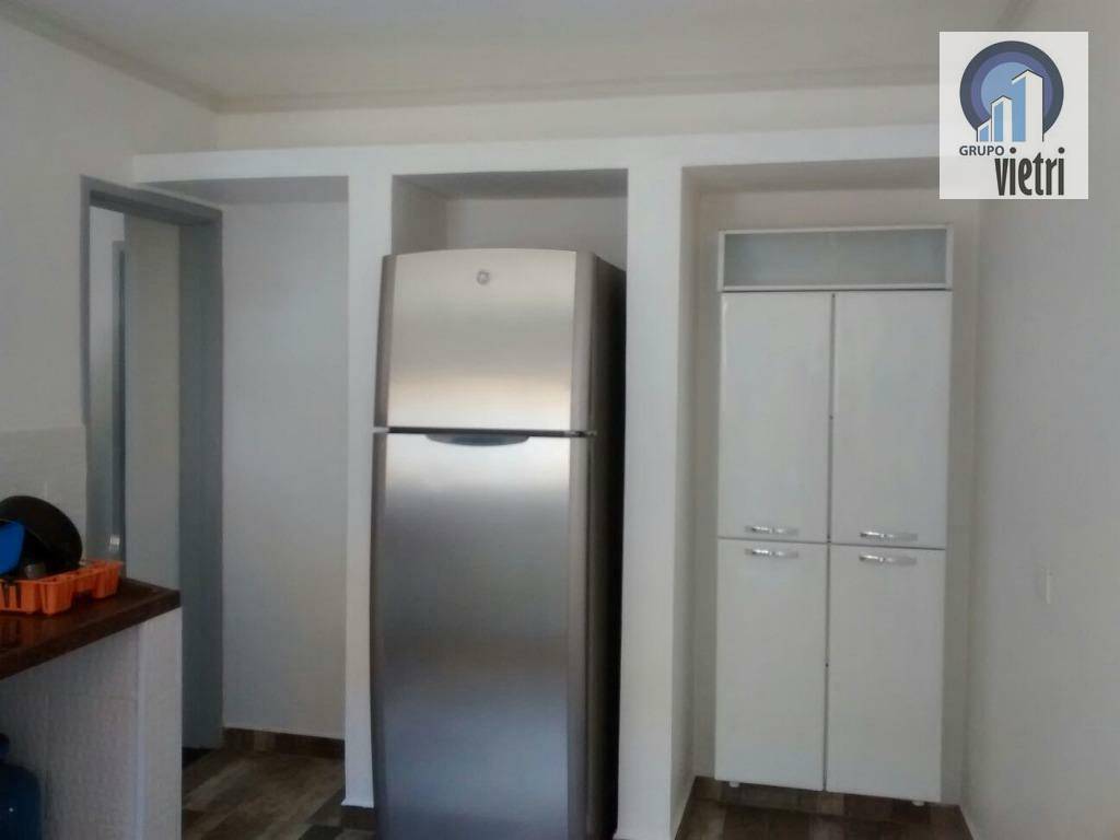 Casa à venda com 2 quartos, 200m² - Foto 11